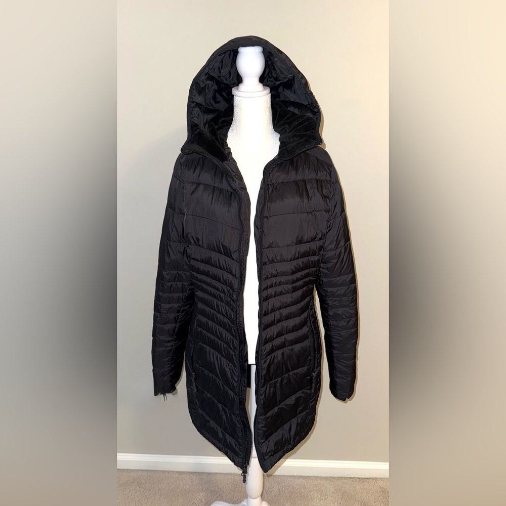Champion Black Longline Puffer Jacket with Quilted Design and Hood
